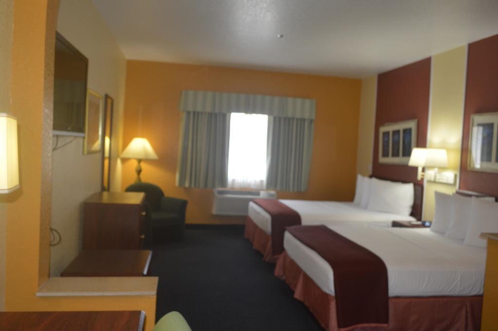 Howard Johnson By Wyndham San Antonio Hotel & Suites المظهر الخارجي الصورة