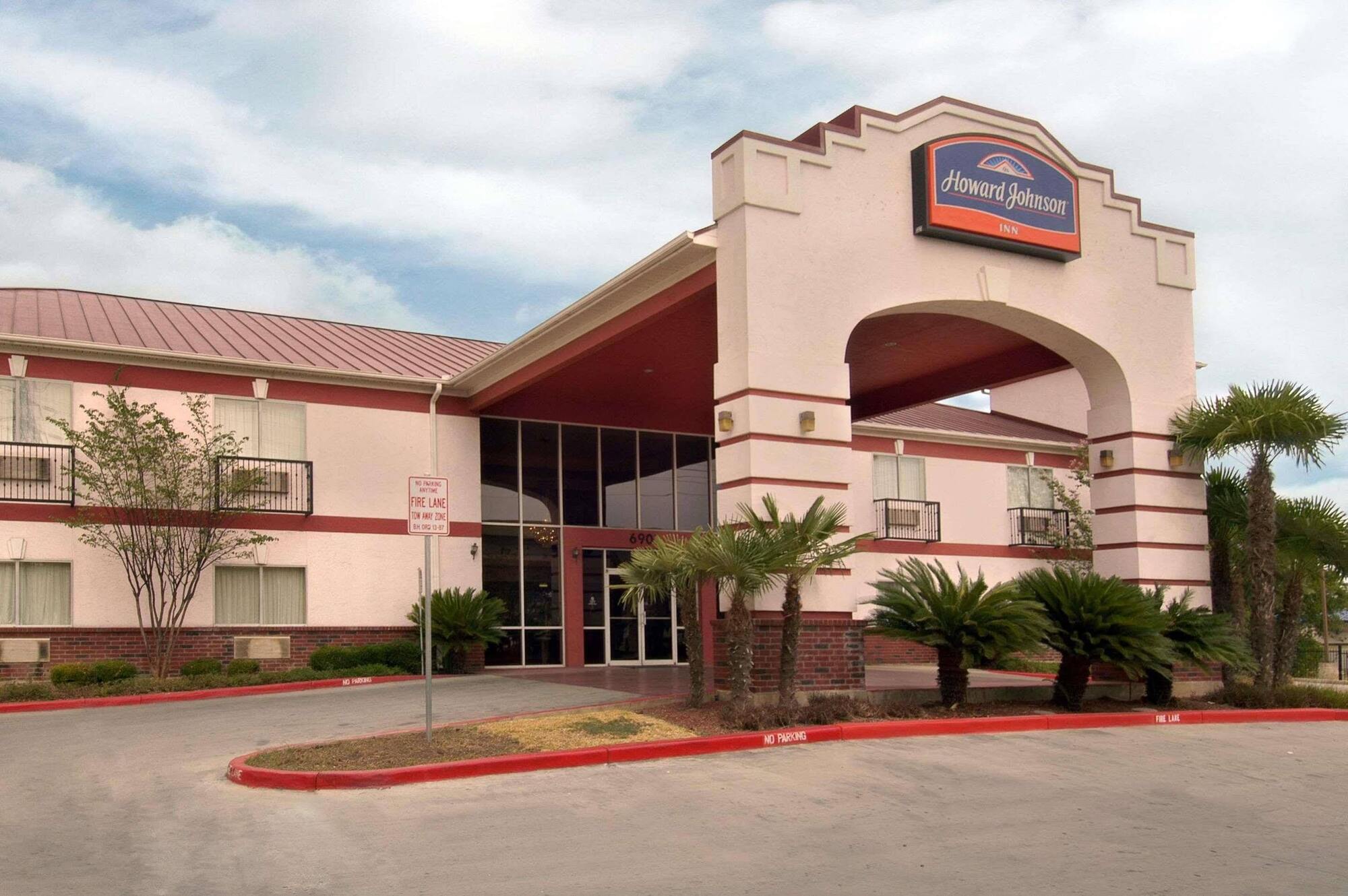 Howard Johnson By Wyndham San Antonio Hotel & Suites المظهر الخارجي الصورة